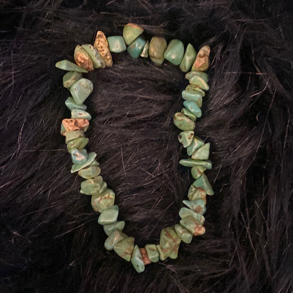 Turquoise bead bracelet